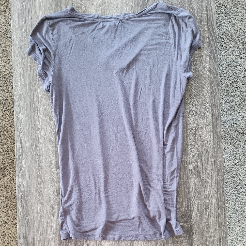 Signature Studio Tee - Picture 3 of 4